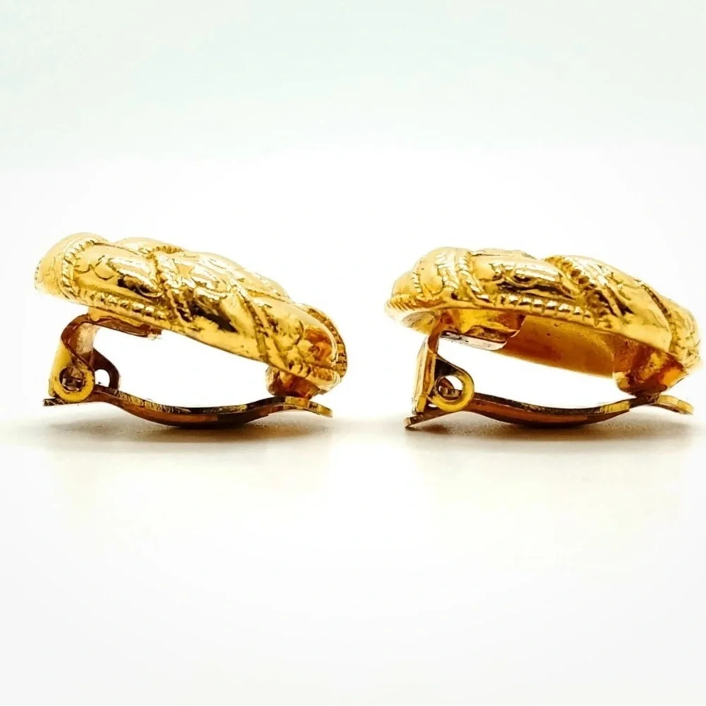 Chanel Earrings Gold Vintage - Picture 7 of 9
